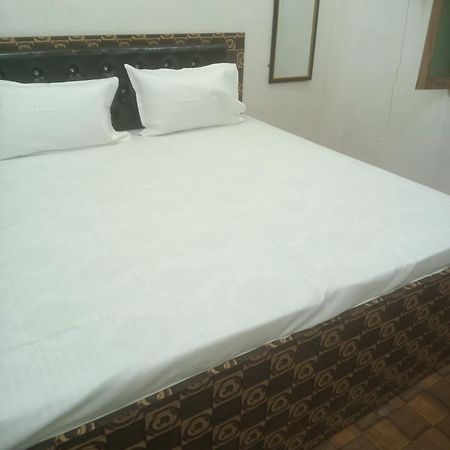Shivaay Home Stay Варанаси Экстерьер фото